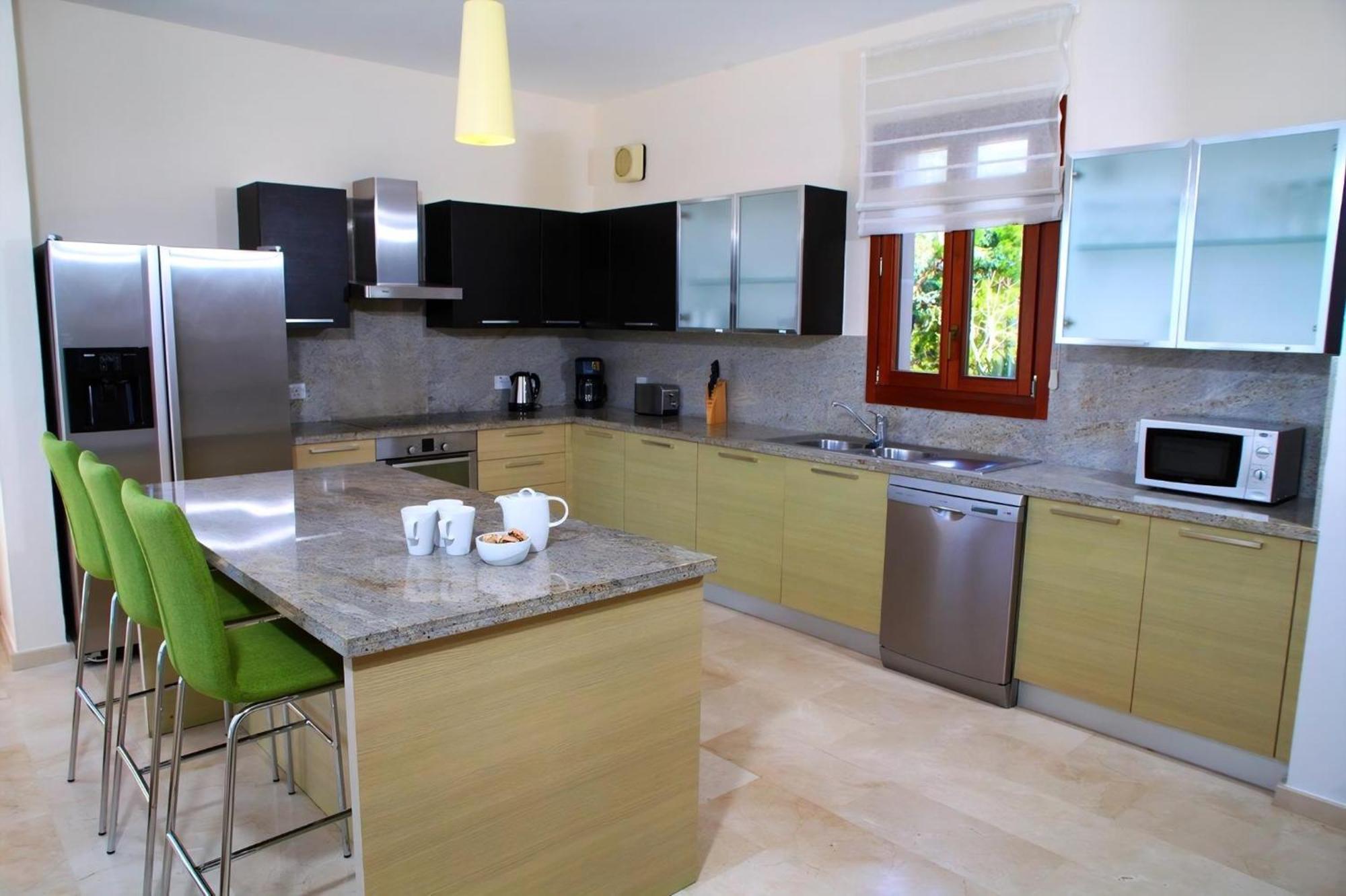 Villa Aphrodite Hills Superior Superior 0403 Air Conditioning 5 Bedrooms
